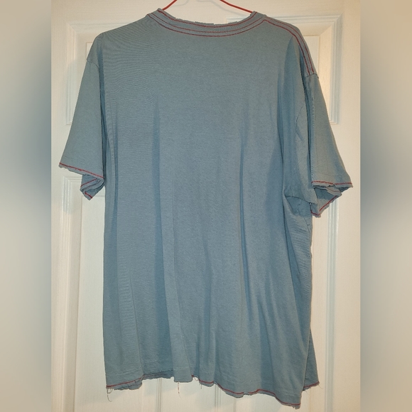 Old Navy tshirt- Size Large - Picture 2 of 3